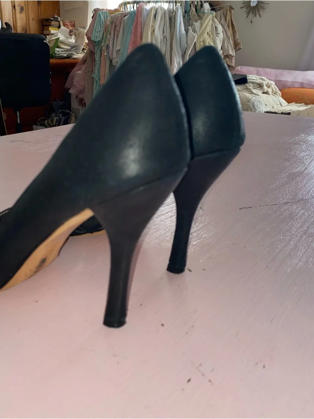 BCBGMAXAZRIA Leather Black Strappy Heeled Heels 38 7.5 D'Orsay peep-toe style